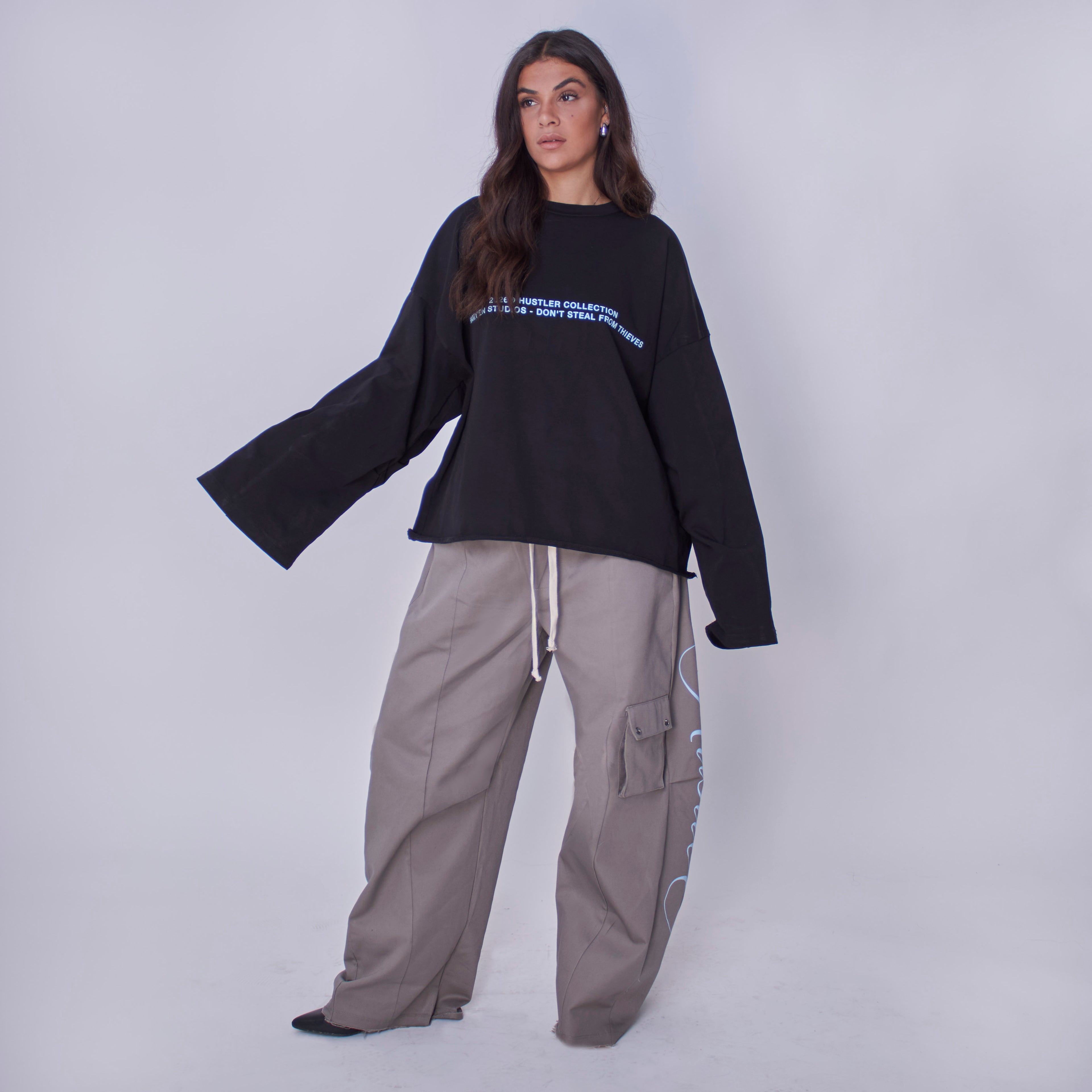 Hustler Longsleeve Signature Black