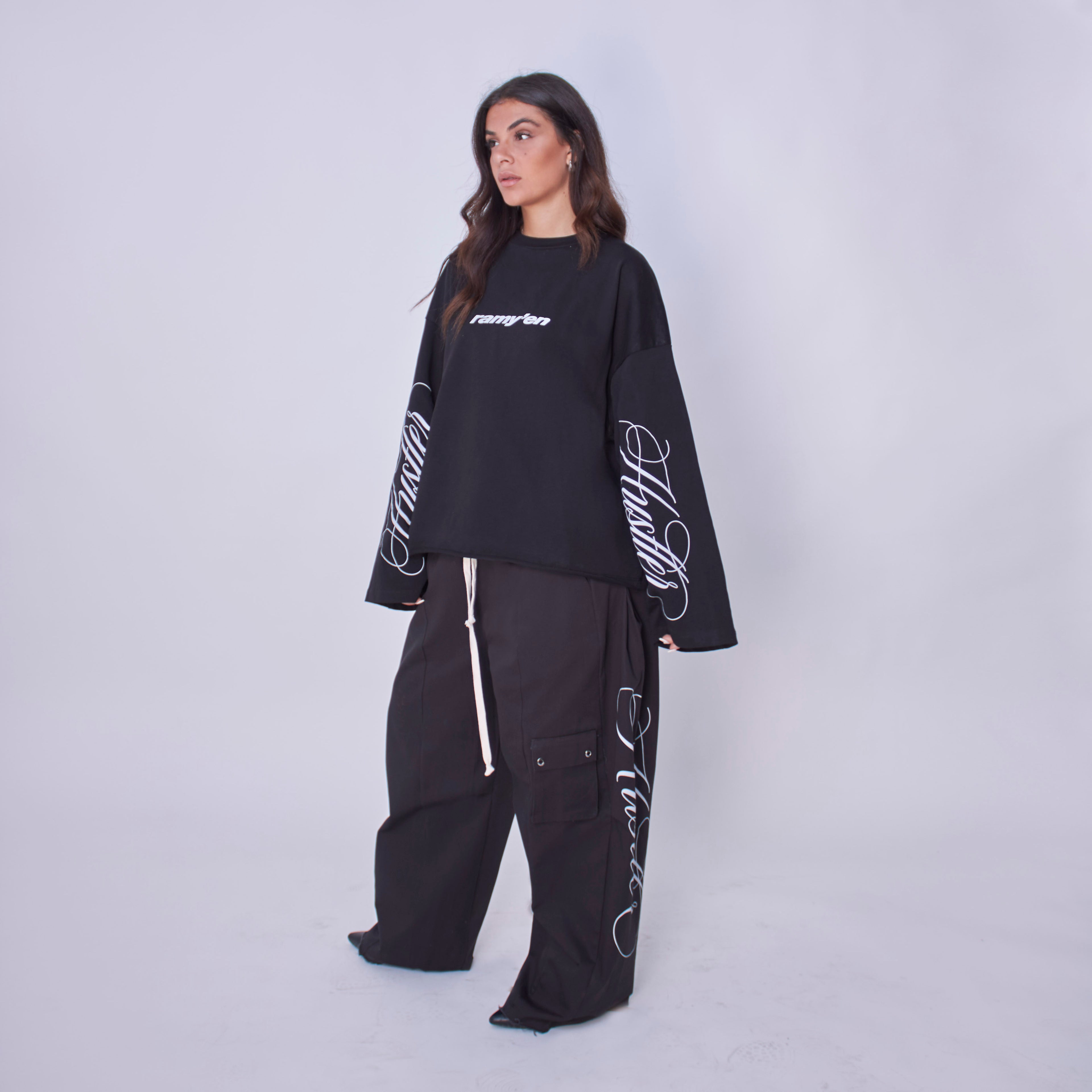 Longsleeve Script Black