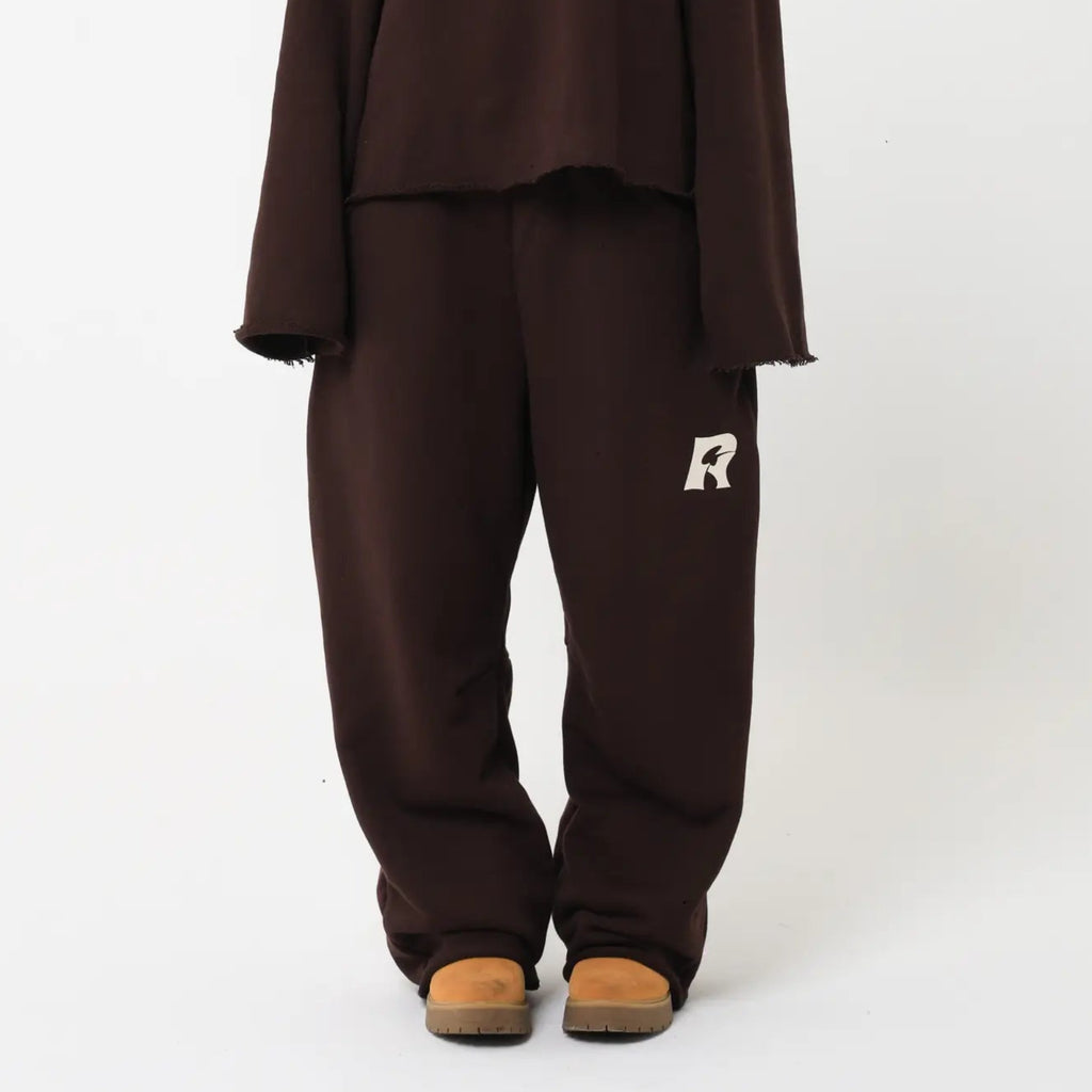 Baggy Sweatpants – Dark Brown